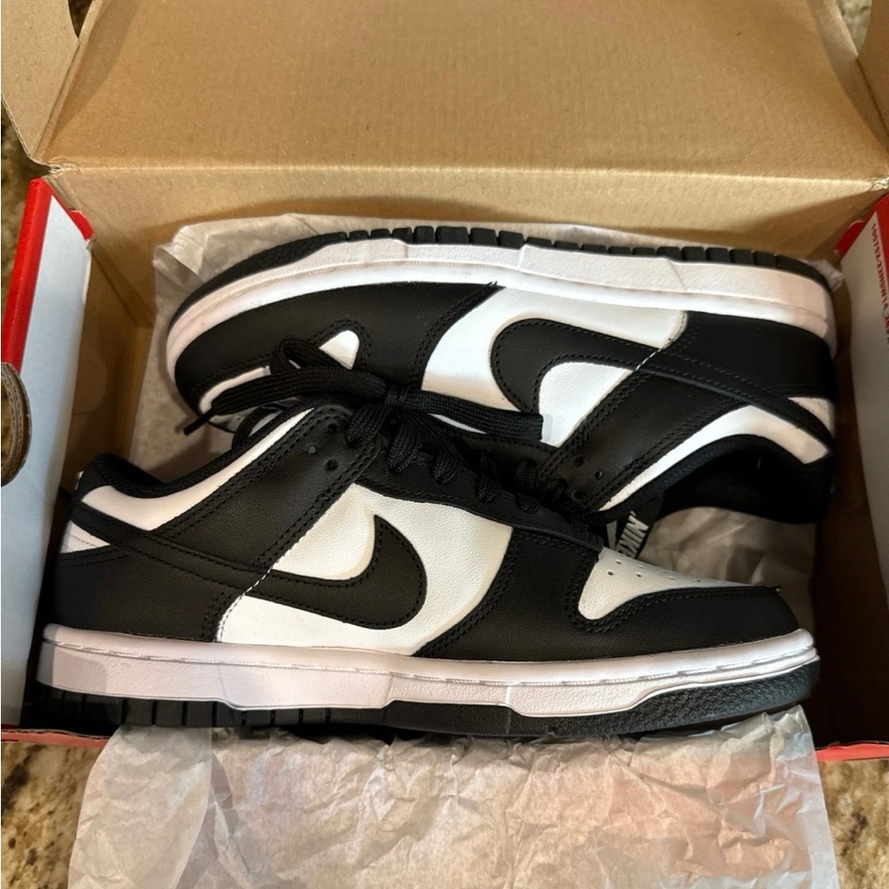 Nike Black White Dunk Low Athletic Shoes Youth 5 women’s 6.5